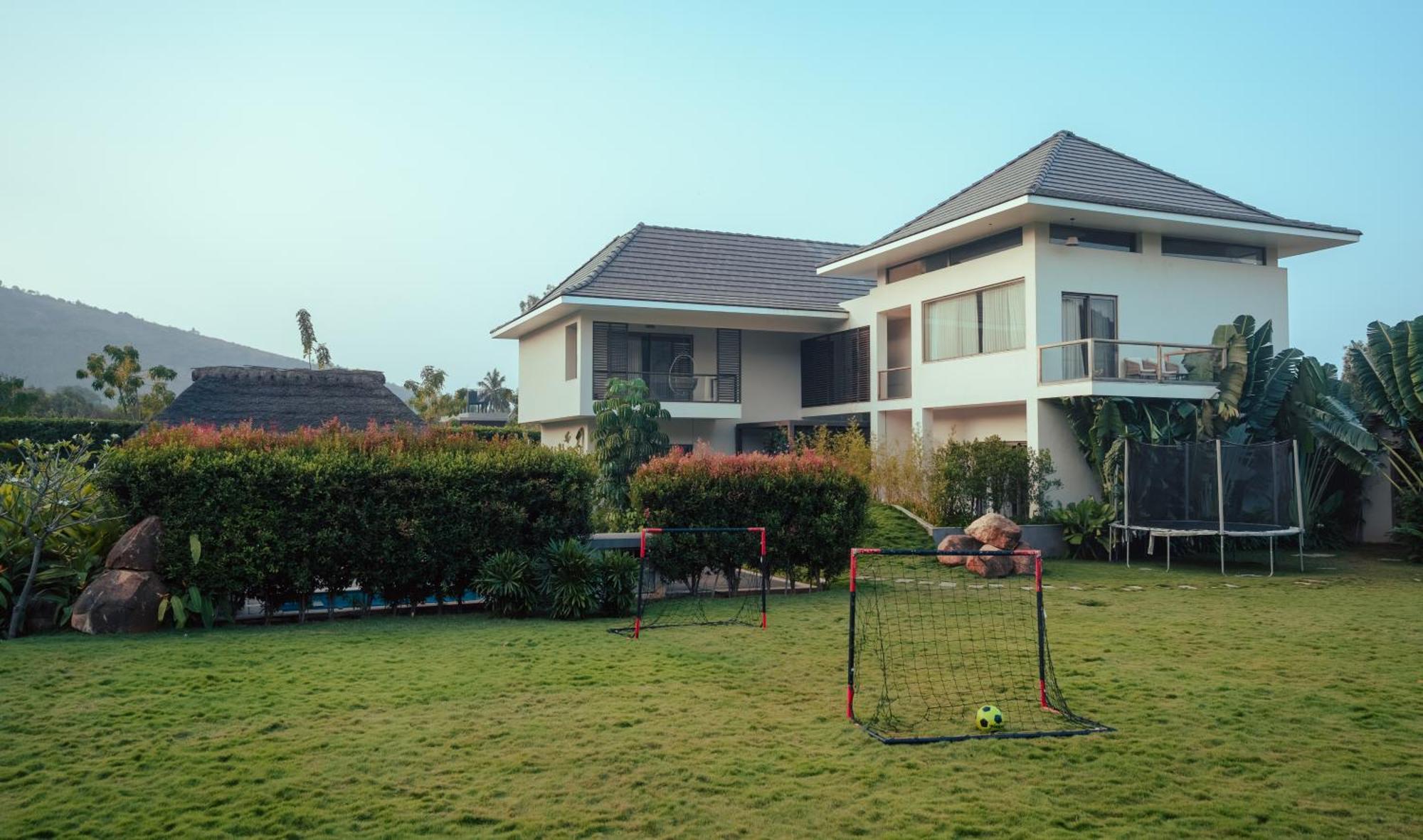 מלון Nandigunda Oro The Estates, Nandi Hills מראה חיצוני תמונה